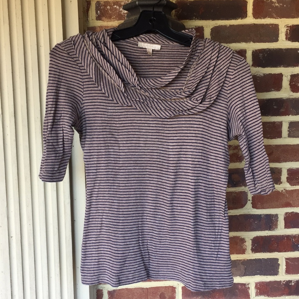 Anthropologie brown/navy t-shirt- Mint Condition